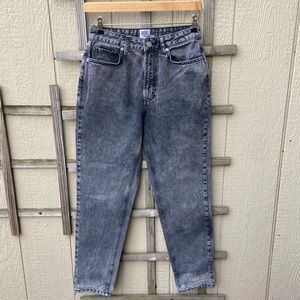 BDG by Urban Outfitters mom high rise